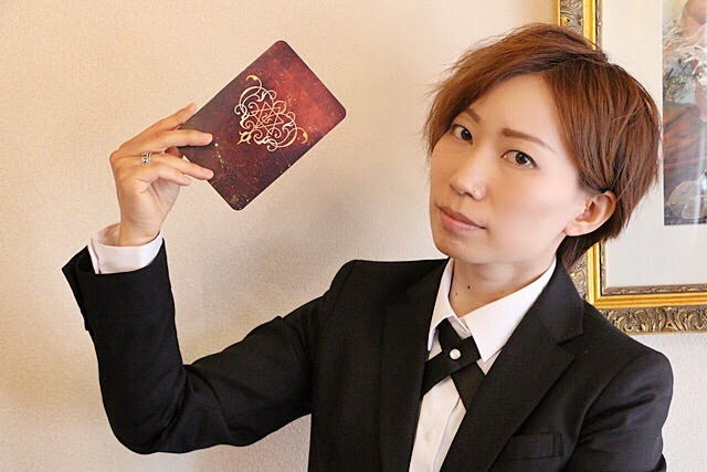 Loaタロット占い師