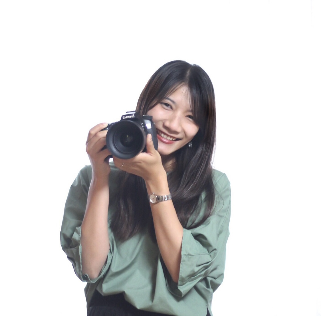 木村 ゆいか福山市出身 / 大学の後輩 / 写真スタジオMERRY代表